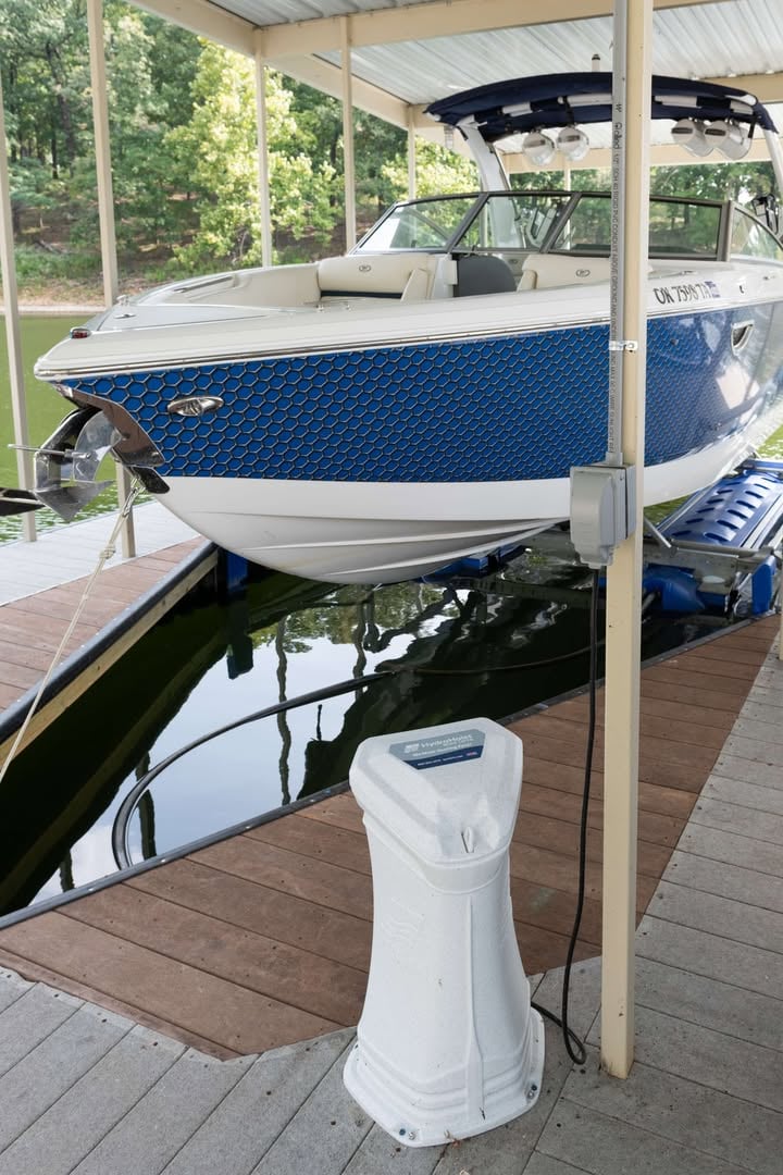 boat lift